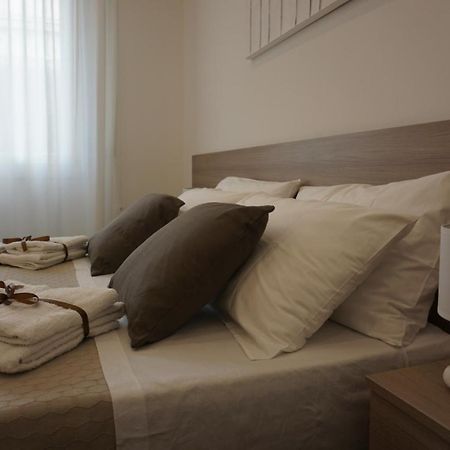 Azzisa Holidays Suite Палермо Экстерьер фото